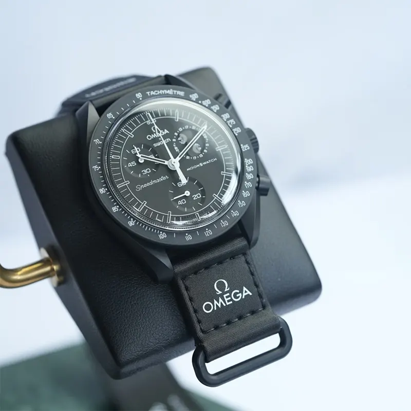 Omega x Swatch “Snoopy Edition” Mission To The Moonphase Men's Watch- S033B700